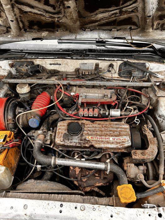 Продам mitsubihi ланцер 4