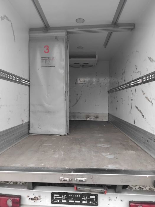 renault master chłodnia mrożnia 8 palet