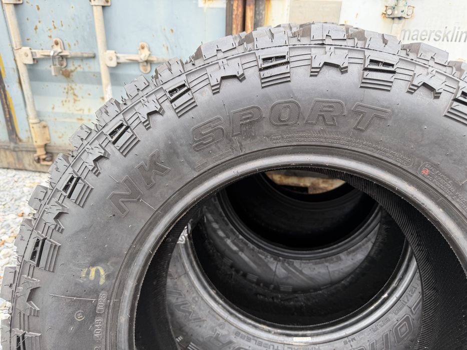 Opony Nankang Conqueror M/t 275/70R18