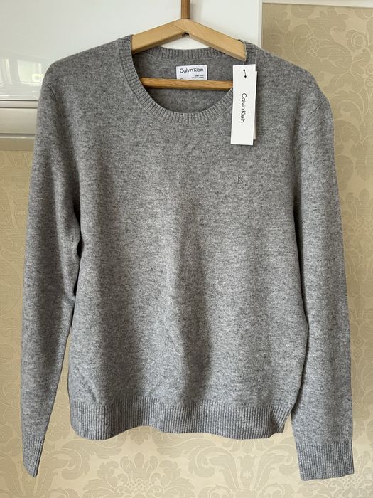 Светр чоловічий Calvin Klein.