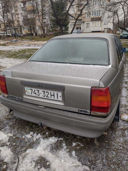 Opel Omega 1988 на ходу