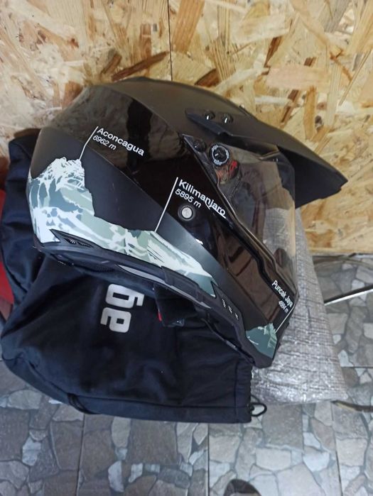 мотошолом — модель AGV AX-8 Dual Evo