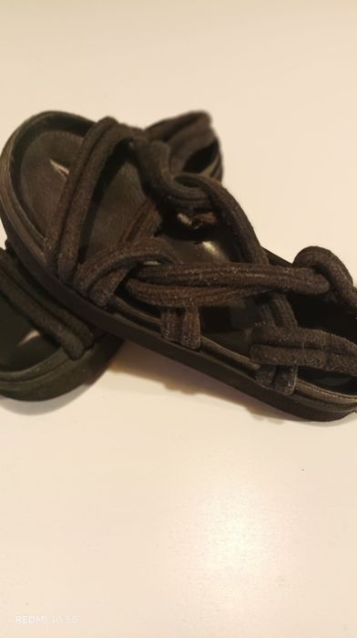 Sandálias de corda em preto de marca Mango, tamanho 36