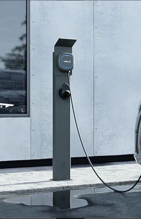 Pedestal universal para carregamento elétrico