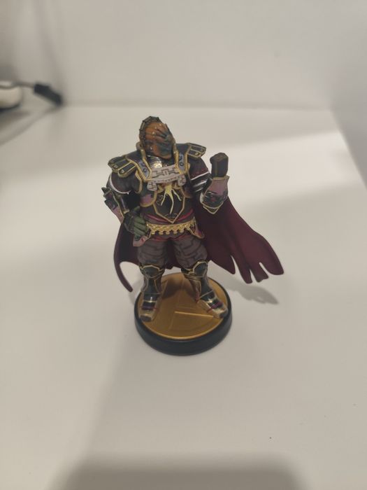 Vendo vários amiibos
