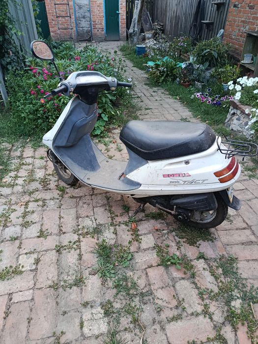 Скутер Honda Такт 24