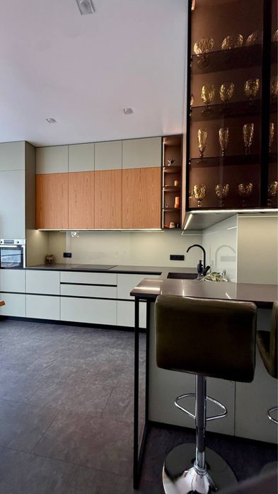 Продається двокімнатна квартира в ЖК «Каховська», метро Лівобережна