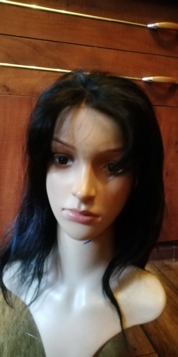 Sprzedam piękną perukę z ludzkich włosów, super jakość.