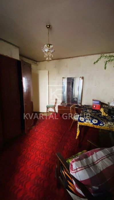 ТЕРМІНОВО! Трикімнатна квартира з індивідуальним газовим опалення!