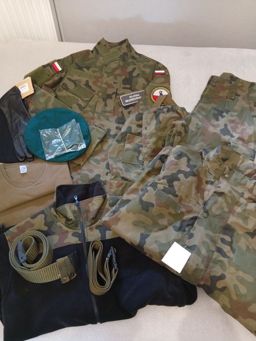 Mundur klasa wojskowa roz. M/L, całość 1500zł