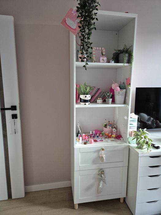 Szafki Ikea Besta białe