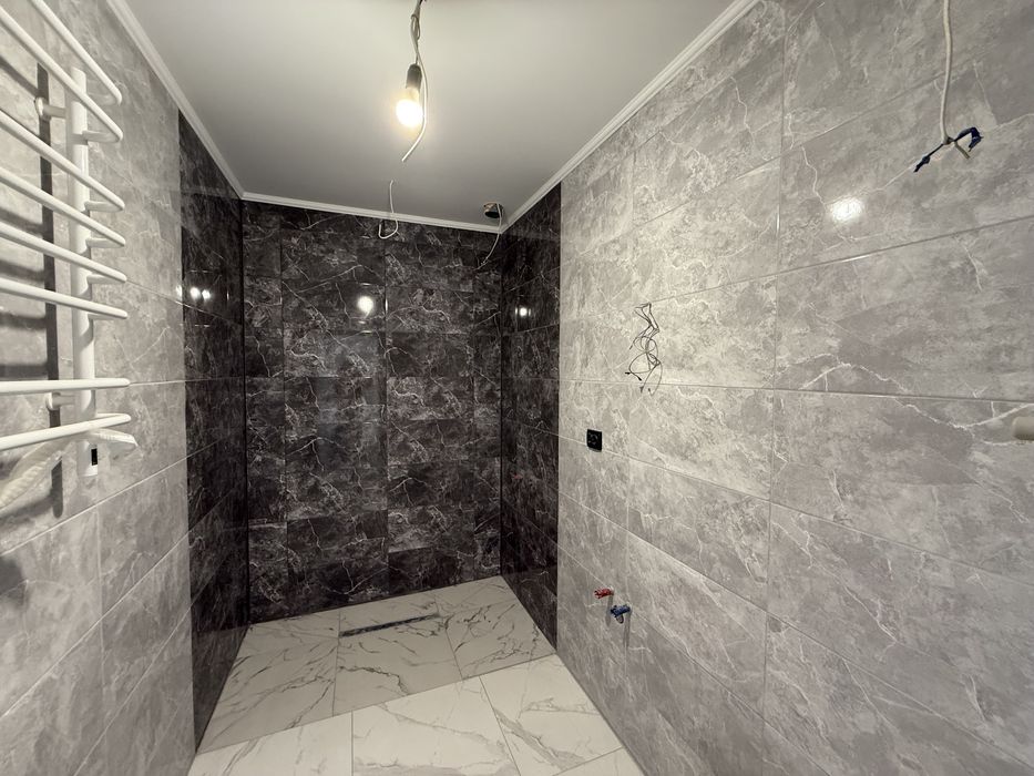 Продаж котеджу з частковим ремонтом