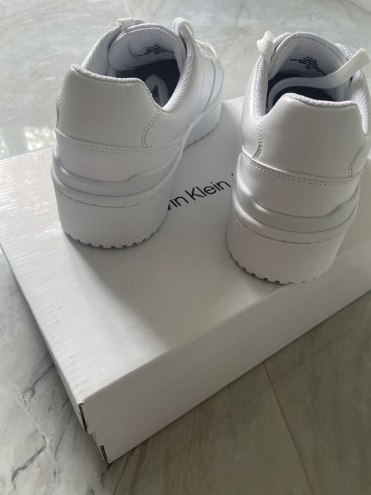 Кросівки Calvin Klein жіночі кроссовки