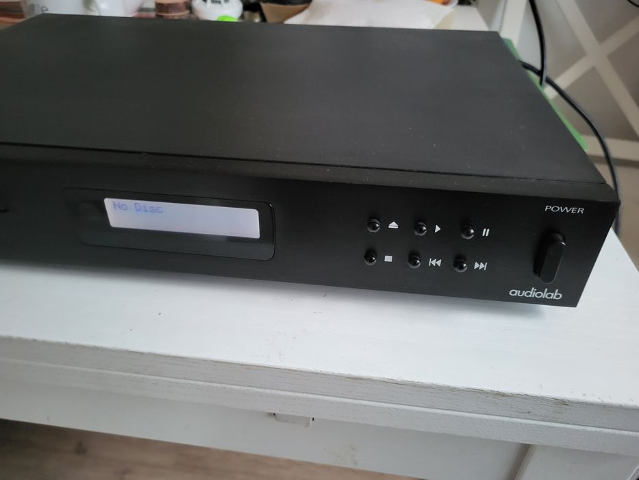 Audiolab 8000CDE cd player