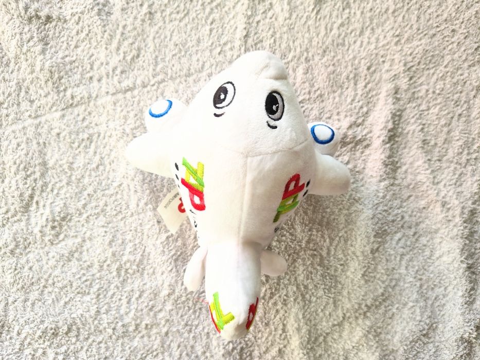 Avião TAP peluche