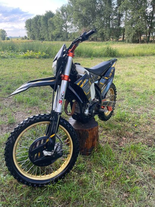 Продам мотоцикл Kovi 300 pro s