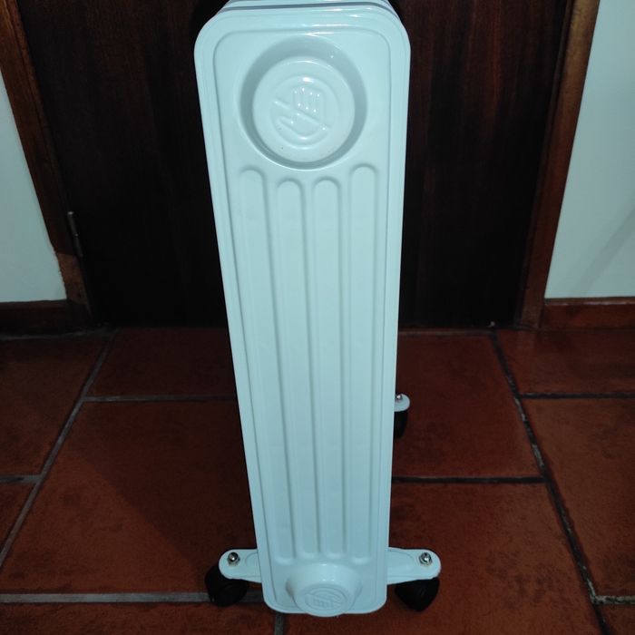 Aquecedor a óleo  Kunf 2500W