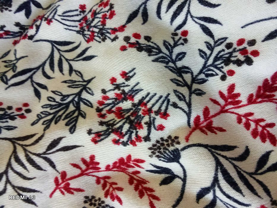 Bluzka, sweter, spódnica, czerwony komplet