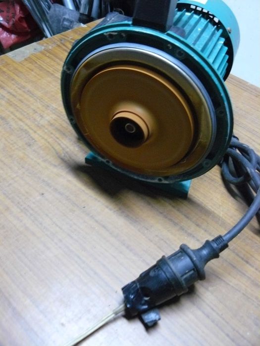 Silnik na 230 wolt 1 Kw 1000 wat 2900obr/min
