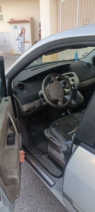 Vendo carro Renault Scenic