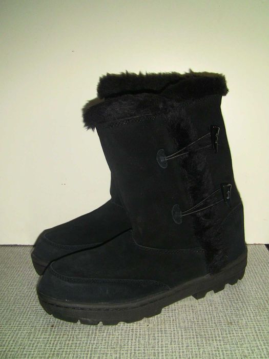 Женские кожаные зимние сапоги американской фирмы SONOMA 40 разм.