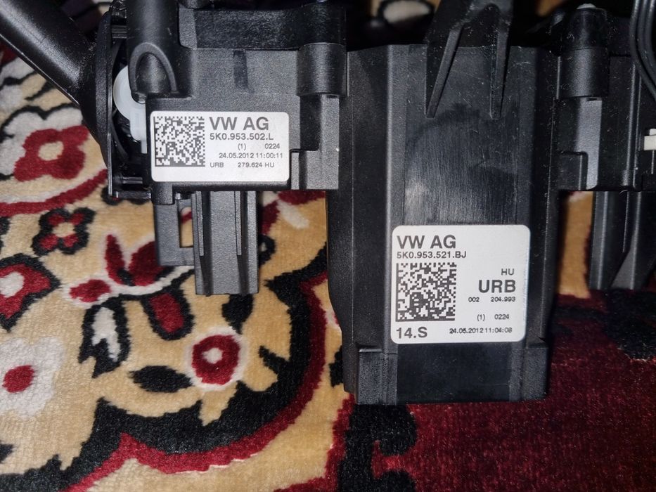 Підрульовий Переключатель перемикач гітара Skoda a5 2012