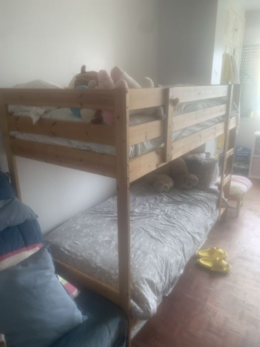 Beliche Mydal IKEA em pinho