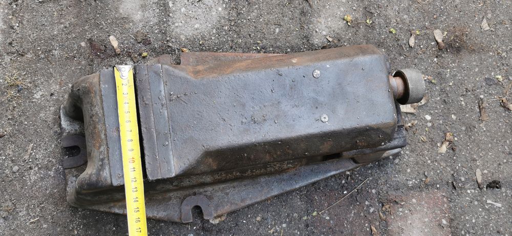 Imadło maszynowe hydrauliczne 43,5kg 120x135mm