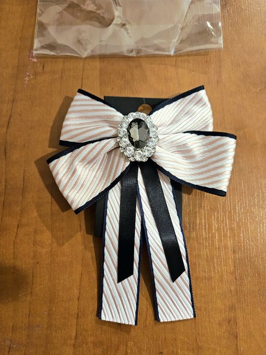 Broszka kokardka i spinka do włosów 2 w 1 k-pop style, anime nowa z me