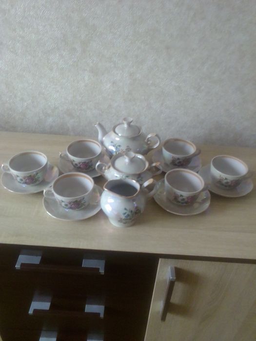 Сервіз чайний.300 грн