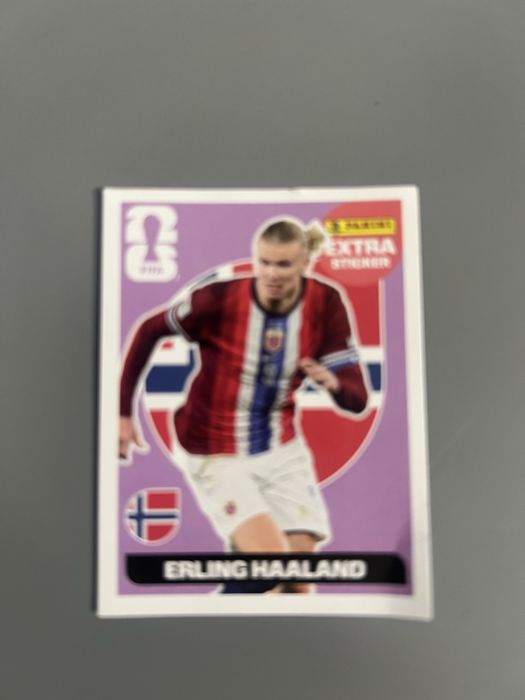 Erling Haaland Extra Sticker Purple/Roxo FIFA World Cup 2026 Panini
