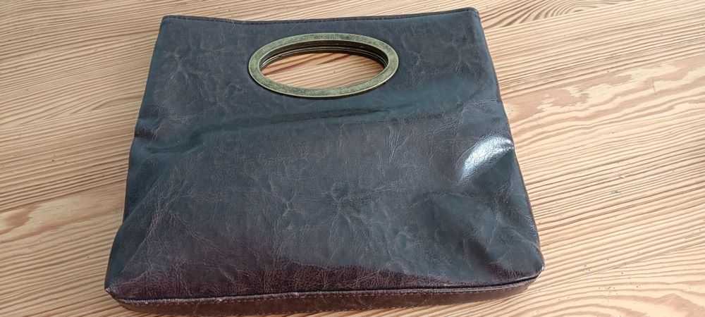 Mała torebka do ręki