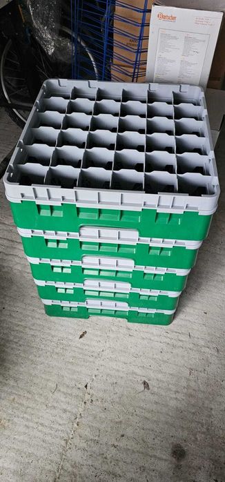 Kosze gastronomiczne na szkło 50×50 – 36 przegród (6×6) | bar / HoReCa