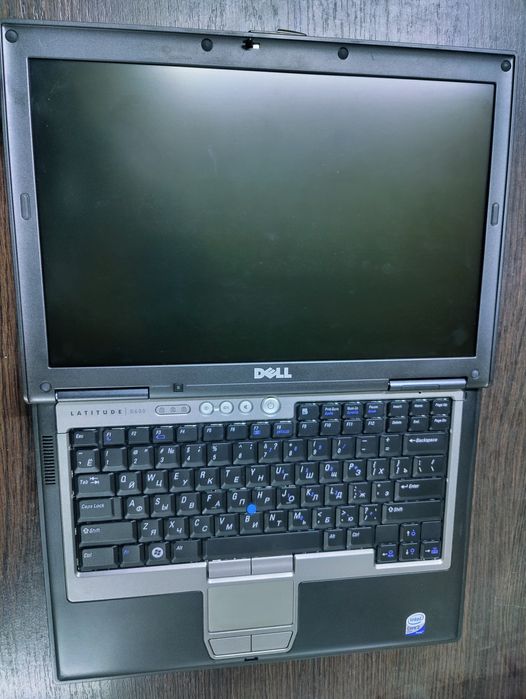 Dell Latitude D630 бізнес-ноутбук з COM-портом та SSD 128 ГБ