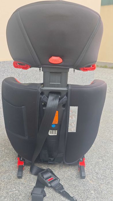 Cadeira criança ISOFIX (Grupos I, II e III)