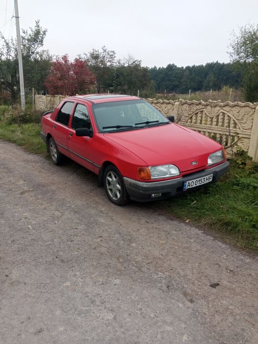 Срочно Ford sierra 2.0