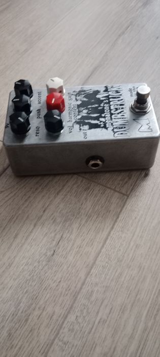 Menatone Dumbstruck Overdrive Pedal