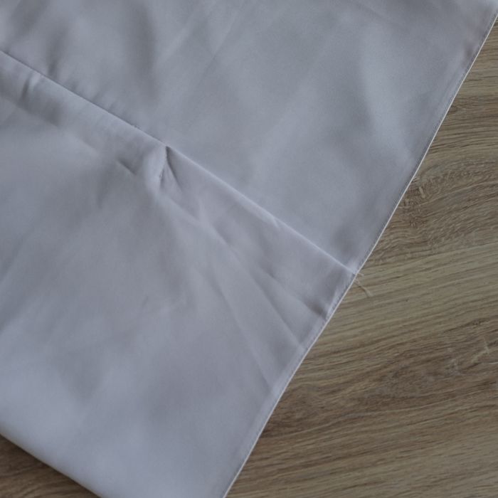 Biała ołówkowa elegancka spódnica 44