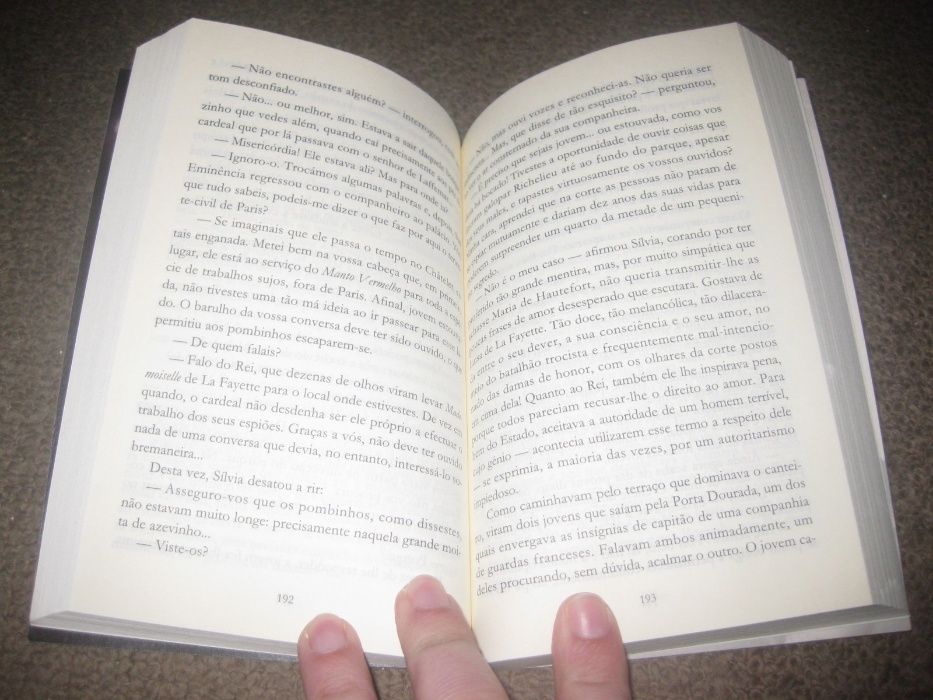 Trilogia livros "Segredo de Estado" de Juliette Benzoni