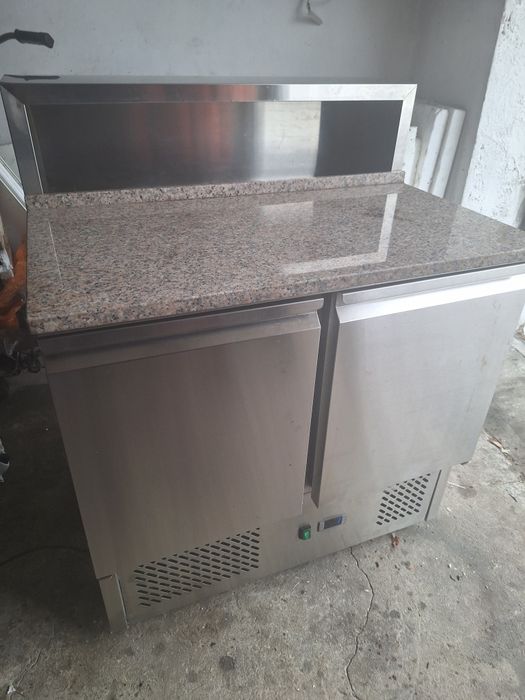 Lada Chlodnicza Saladette ESL 3831GR