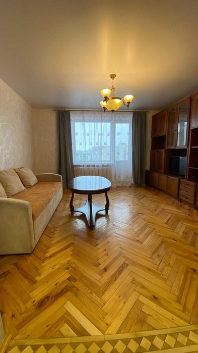 Оренда 3-кім. квартири по вул. Виговського (р-н ТРЦ Південний)