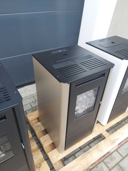 Piec, piecyk, kominek, koza  na pelet pellett Thelma 9 kW