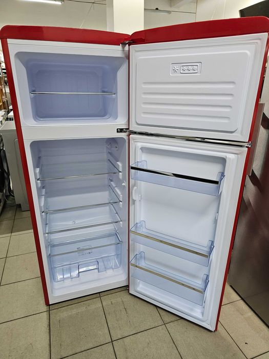Lodówka retro AMICA KGC15630R | 144cm | 206L | Czerwona | gw3mce