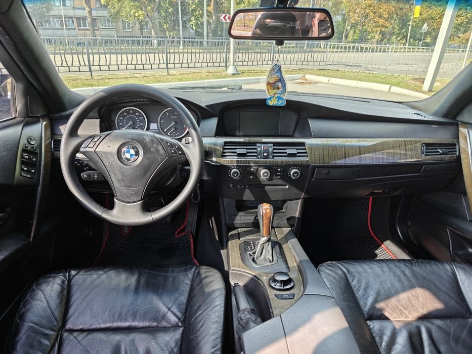 Продам Bmw 5 e60 3.0 дизель