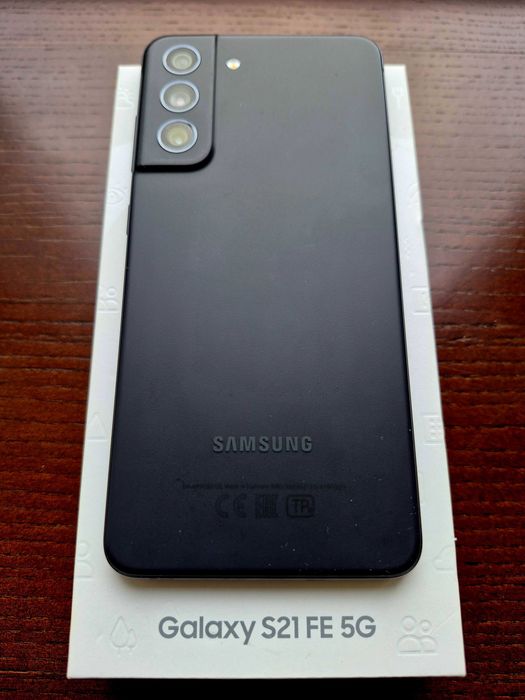 Samsung S21 FE 5G 6/128 gb black