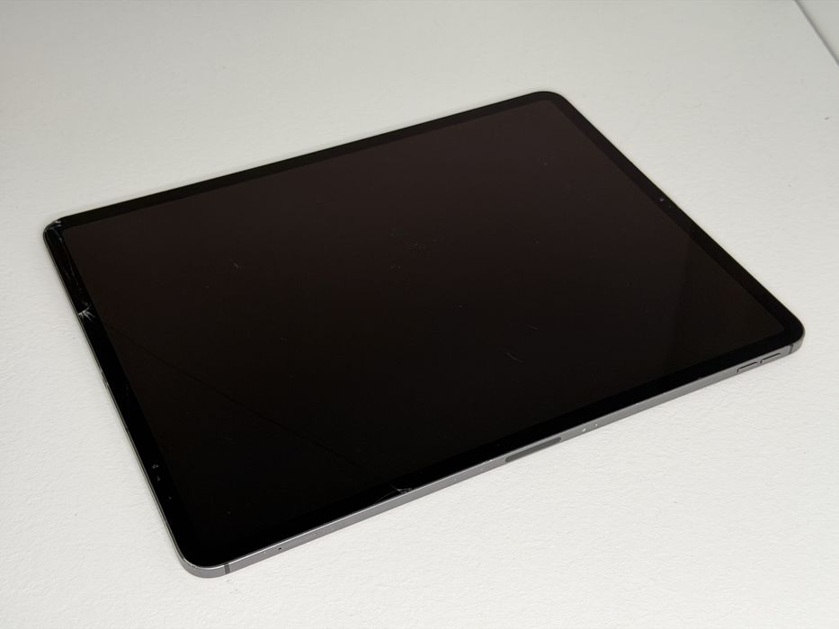 iPad Pro 12.9 3. gen. (A1895) - 256GB - pęknięty - faktura VAT 23%