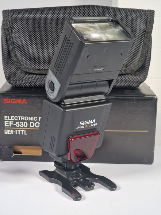 Lampa Sigma EF-530 DG Super do Nikona F