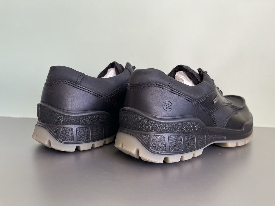 Кросівки Ecco Track 25 Gore-tex 40  41  43 р ОРИГІНАЛ