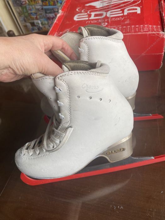 Продам ковзани 22 р. Edea, в гарному стані без заломів