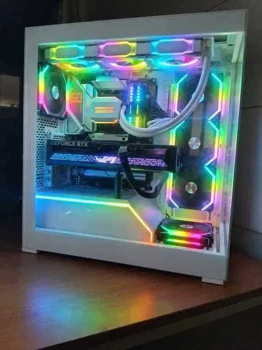 torre gaming - ryzen 9 7950X3D - RTX 5080 - 64GB - 1TB